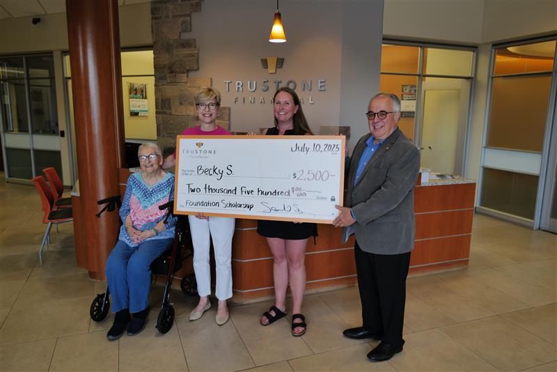 Pictured Left to Right: Mrs. Wurzer, Cathy Wurzer, Winner Becky S., Sam Stern.